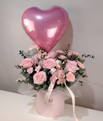 Букет с шаром сердце Розовая нежность 