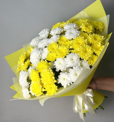 Букет из хризантем Яркий дуэт  большой