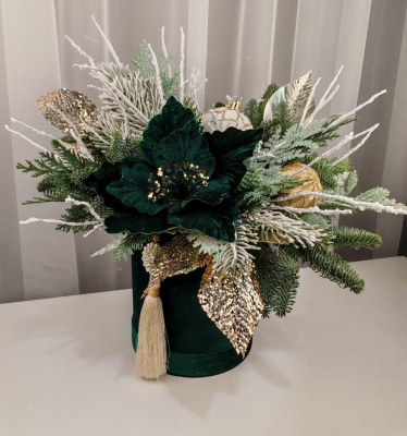 Композиция в коробке Изумруд моего сердца