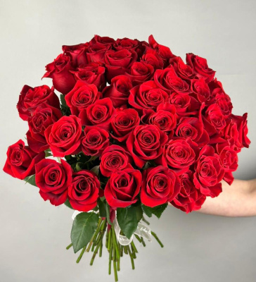 Букет из 51 красной розы